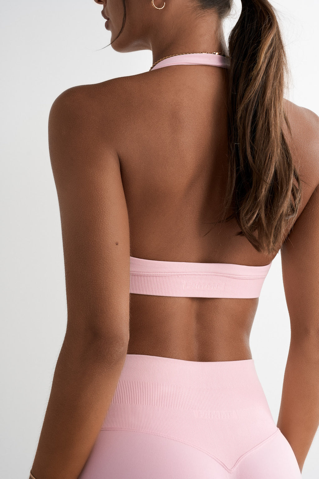 Sculpt Halterneck Sports Bra - for dame - Famme - Sports Bra