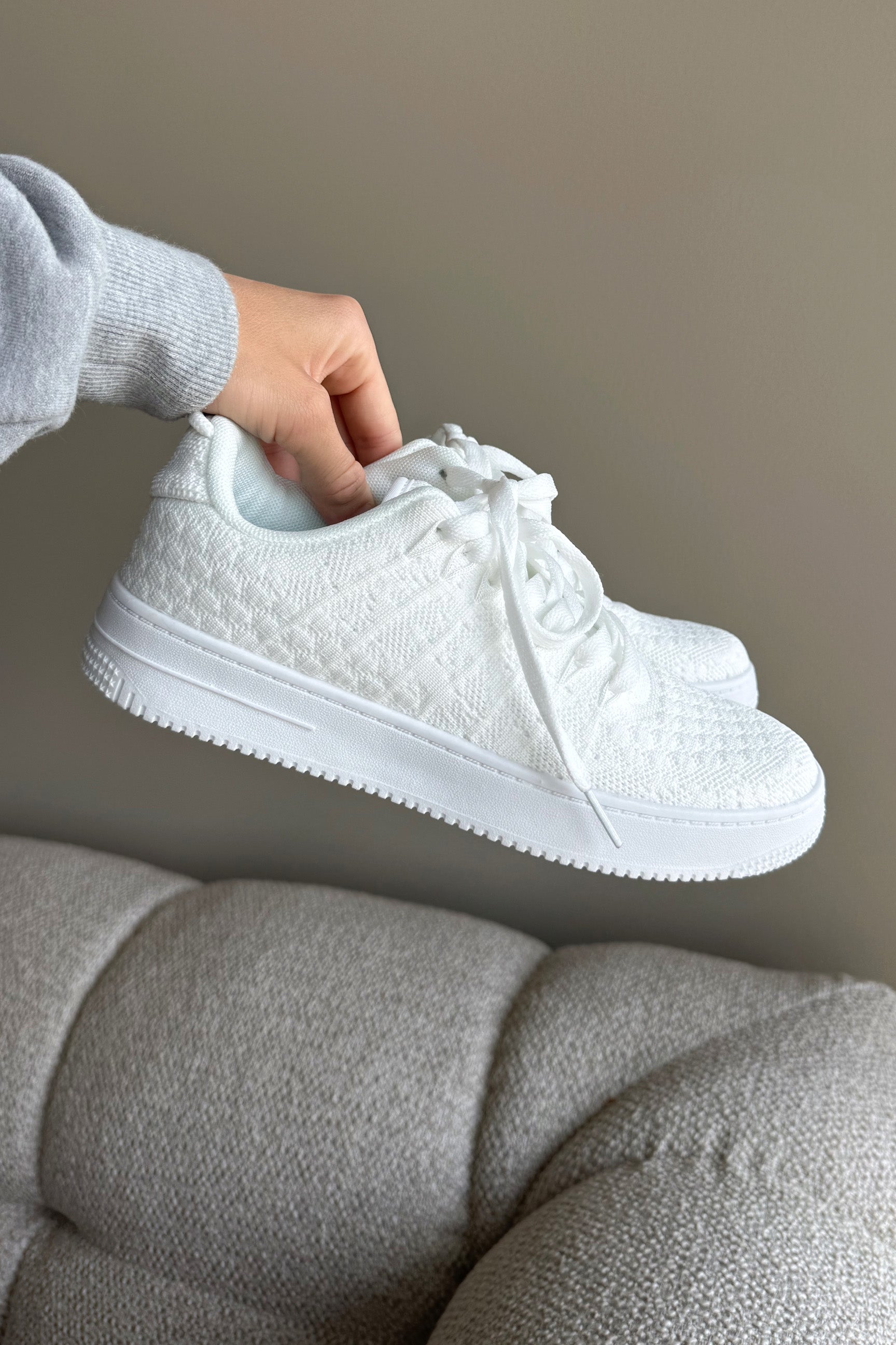 White Airknit Shoes - for dame - Famme - Shoes