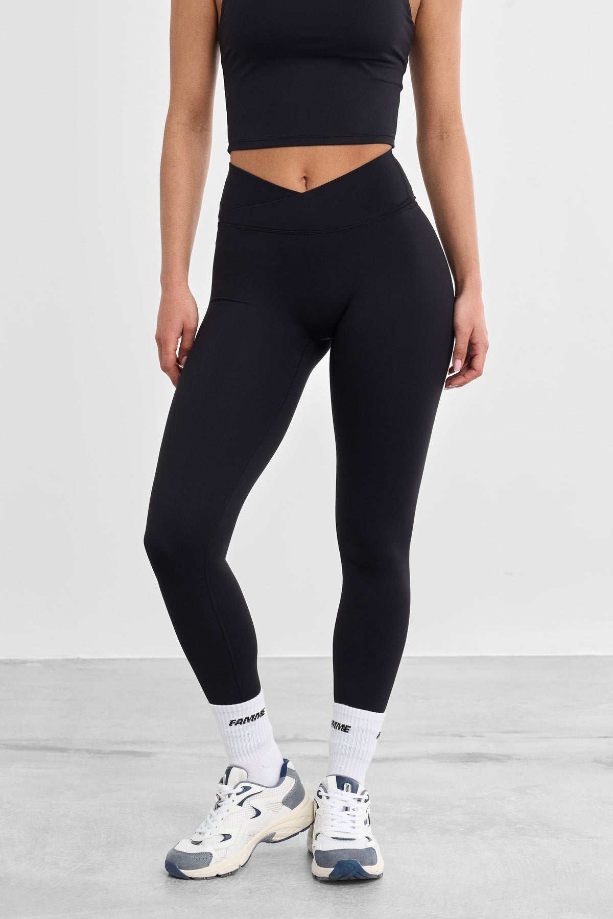 Signature Wrap Leggings